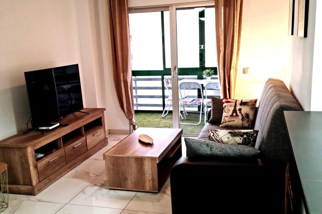 Big Apartament Διαμέρισμα Los Cristianos  Εξωτερικό φωτογραφία