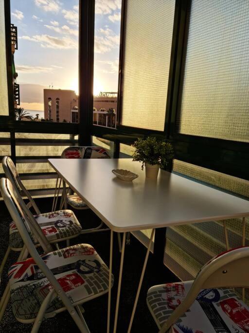 Big Apartament Διαμέρισμα Los Cristianos  Εξωτερικό φωτογραφία